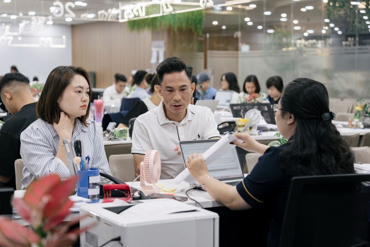 Hàng trăm khách hàng hồ hởi ký thủ tục khu Đảo Ngọc, nhẹ nhõm vì đã mua được căn nhà ưng ý - Ảnh 5.