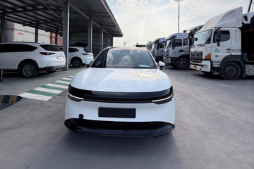 SUV điện Trung Quốc 637 mã lực lộ diện tại trung tâm đăng kiểm Việt: Đối thủ mới của Tesla Model Y, được khen tiệm cận xe sang châu Âu