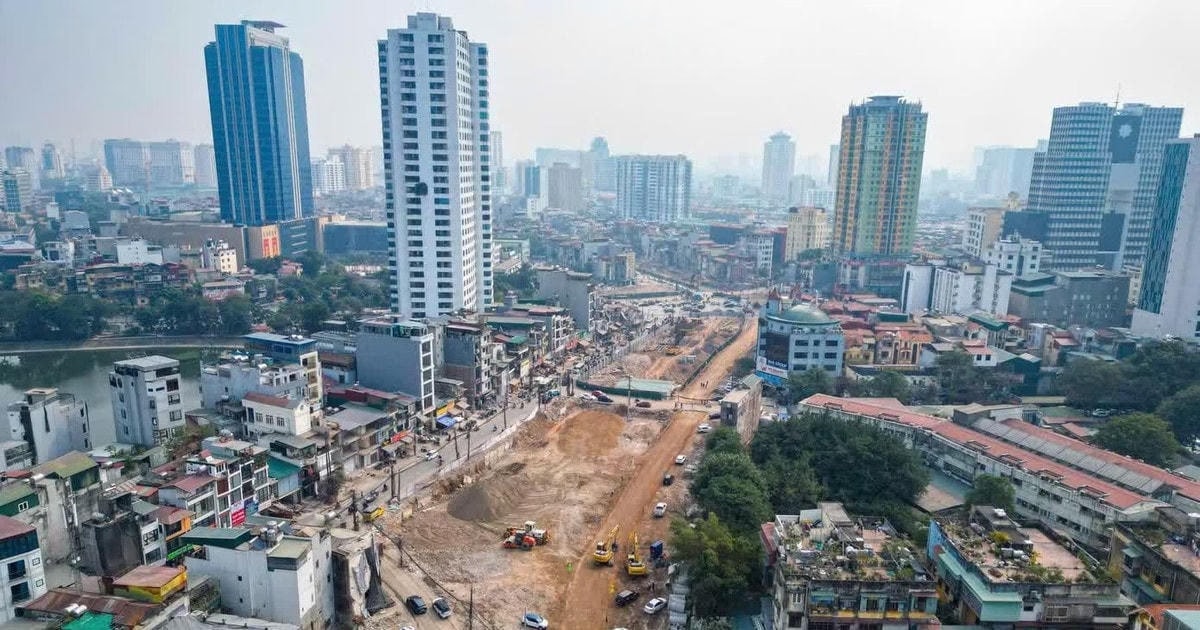 Tuyến đường ‘đắt nhất hành tinh’ tại Hà Nội nỗ lực về đích vào cuối năm nay- Ảnh 1. Tuyến đường ‘đắt nhất hành tinh’ tại Hà Nội nỗ lực về đích vào cuối năm nay- Ảnh 1.