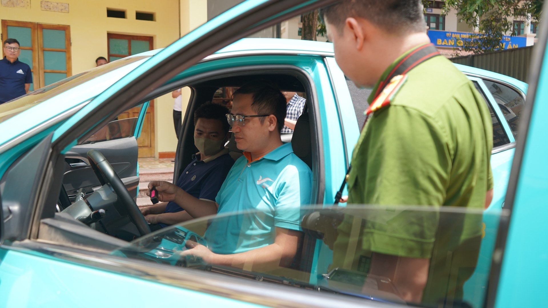bocongan.gov.vn-media-bca-media-_library-20260513084323-f82b7ac9-5efe-4ecf-9a6f-6b7c51df2e29-photo-library-20260513071318-aee6e468-618b-48ec-a449-93350b22839c-02-3.jpg