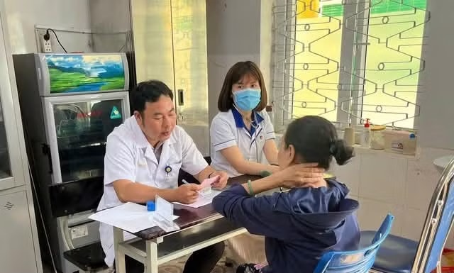 Người dân Hà Nội được khám định kì miễn phí 1 lần/năm. Công bố chi tiết danh mục khám sức khỏe định kì miễn phí tại Hà Nội - Ảnh 1.