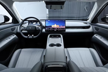 Chiếc sedan điện giá chỉ hơn 200 triệu đồng nhưng chạy tới 660 km, đổi pin chỉ vài phút như xe máy điện, có có LiDAR