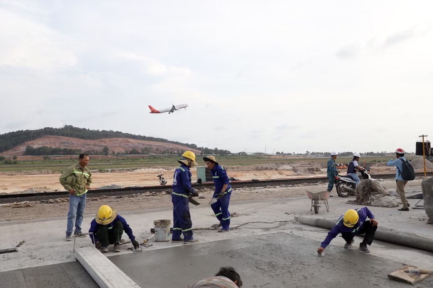 Thần tốc như Sun Group: Hạng mục trọng điểm tại sân bay 'Changi thứ 2' của Việt Nam sắp hoàn thiện- Ảnh 2. Thần tốc như Sun Group: Hạng mục trọng điểm tại sân bay 'Changi thứ 2' của Việt Nam sắp hoàn thiện- Ảnh 2.