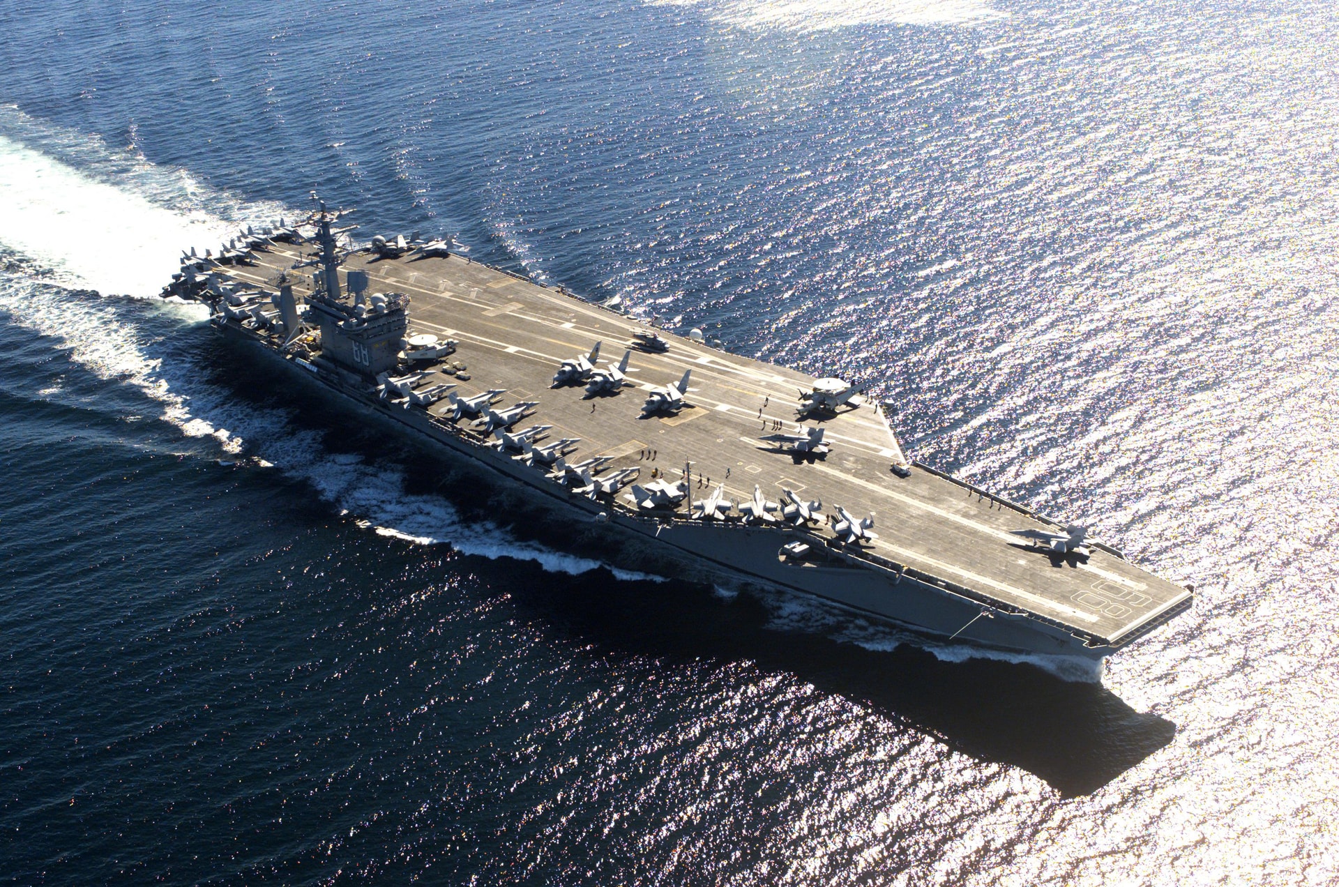 uss_nimitz_in_victoria_canada_036_1778668981.jpg