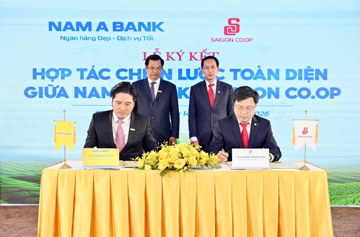 Nam A Bank chính thức bắt tay Saigon Co.op, đưa OneBank vào hơn 800 điểm bán Co.opmart, Co.op Food trên toàn quốc