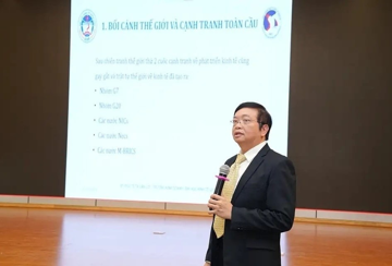 Giáo sư đang được xét tặng Nhà giáo nhân dân, hiện là Hiệu trưởng trong Đại học Việt Nam lọt top 400 thế giới