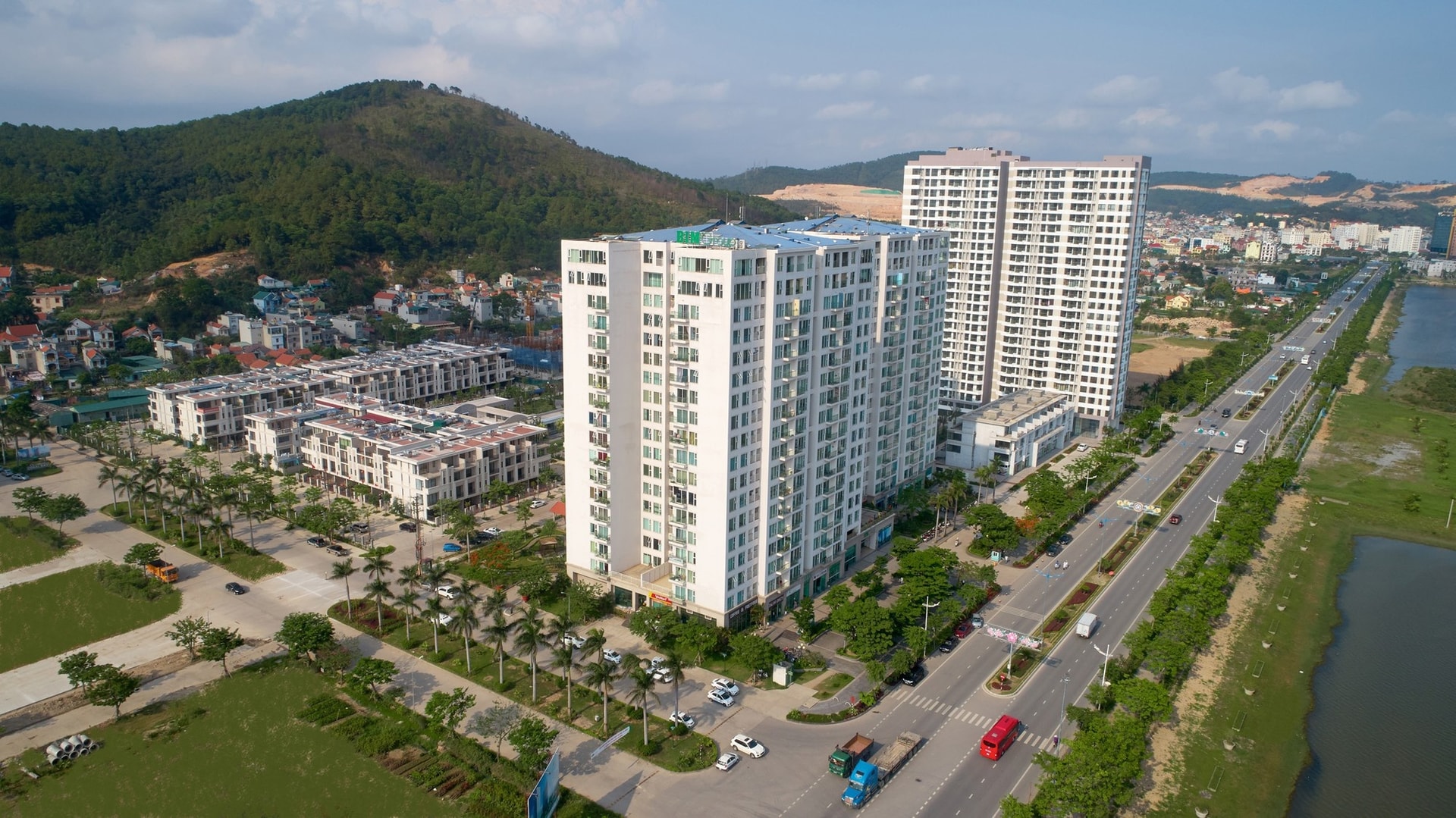 Quảng Ninh: Từ ‘thủ phủ du lịch’ đến cực tăng trưởng mới của bất động sản phía Bắc- Ảnh 1.
