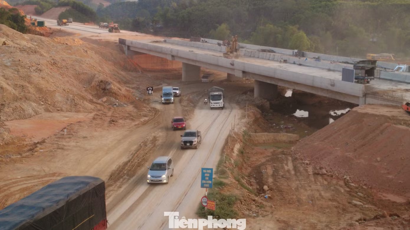 Cao tốc Tuyên Quang - Hà Giang hơn 100 km đang hình thành ra sao? - Ảnh 6.