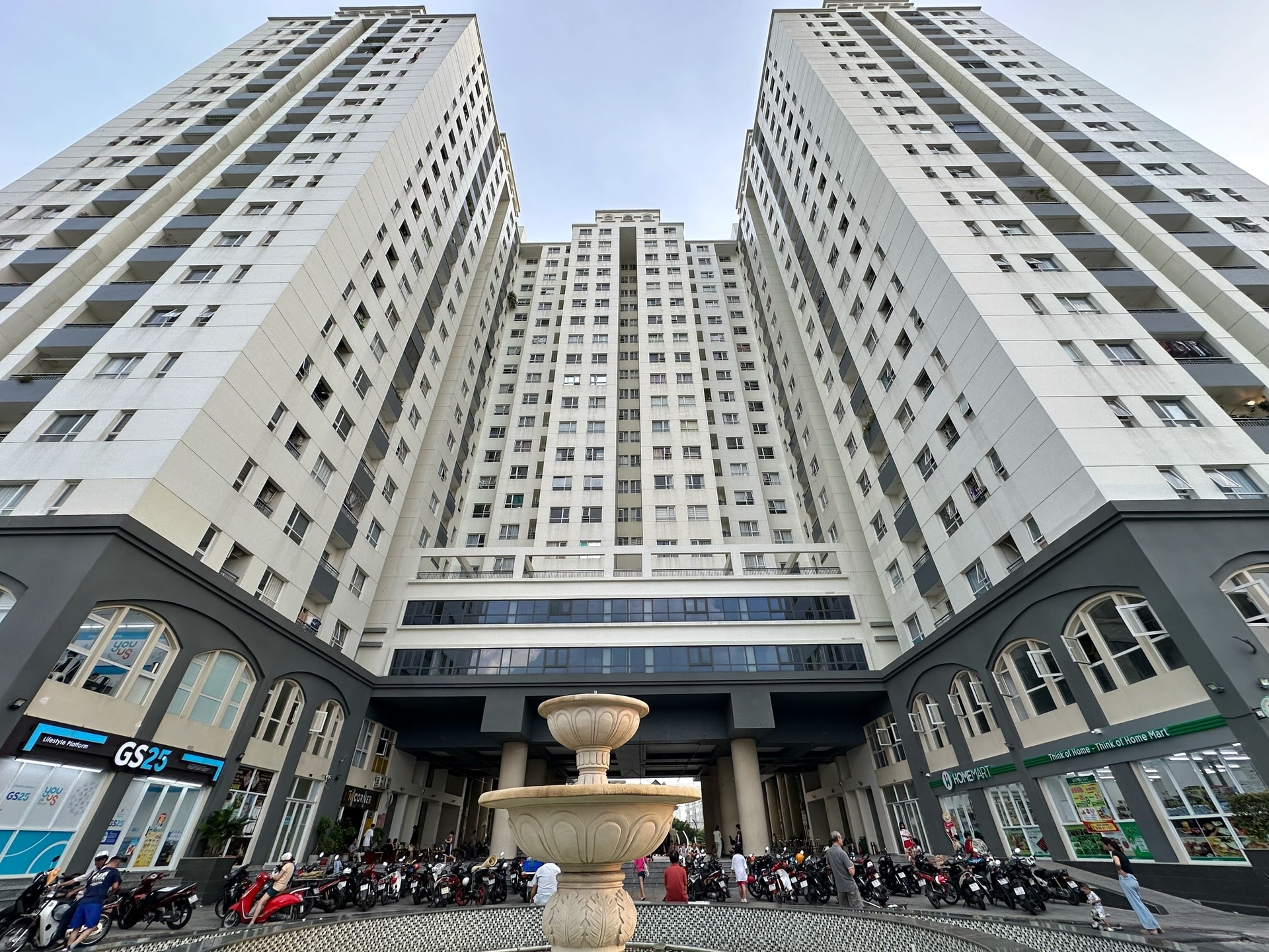 Từ giờ, tự ý cải tạo căn hộ chung cư có thể bị xử lý theo quy định- Ảnh 1. Từ giờ, tự ý cải tạo căn hộ chung cư có thể bị xử lý theo quy định- Ảnh 1.