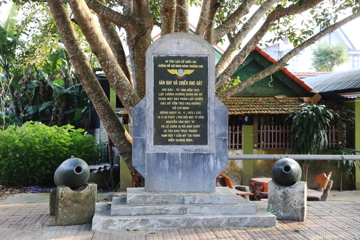 Việt Nam có một sân bay dã chiến nằm ẩn mình giữa dãy Trường Sơn, chỉ xuất kích một trận nhưng đi vào lịch sử- Ảnh 2. Việt Nam có một sân bay dã chiến nằm ẩn mình giữa dãy Trường Sơn, chỉ xuất kích một trận nhưng đi vào lịch sử- Ảnh 2.