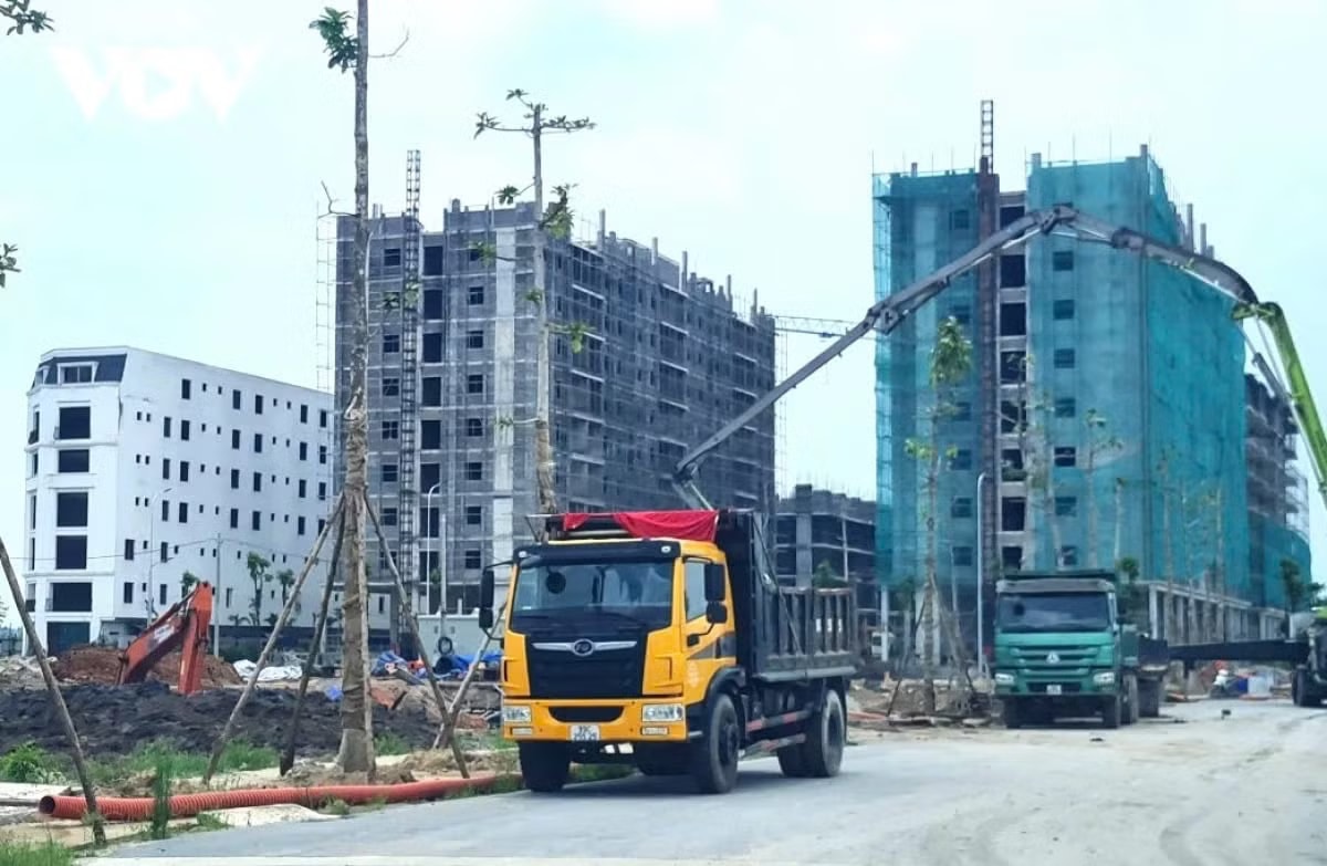 Lãi suất vay mua nhà hiện ra sao? - Ảnh 1.