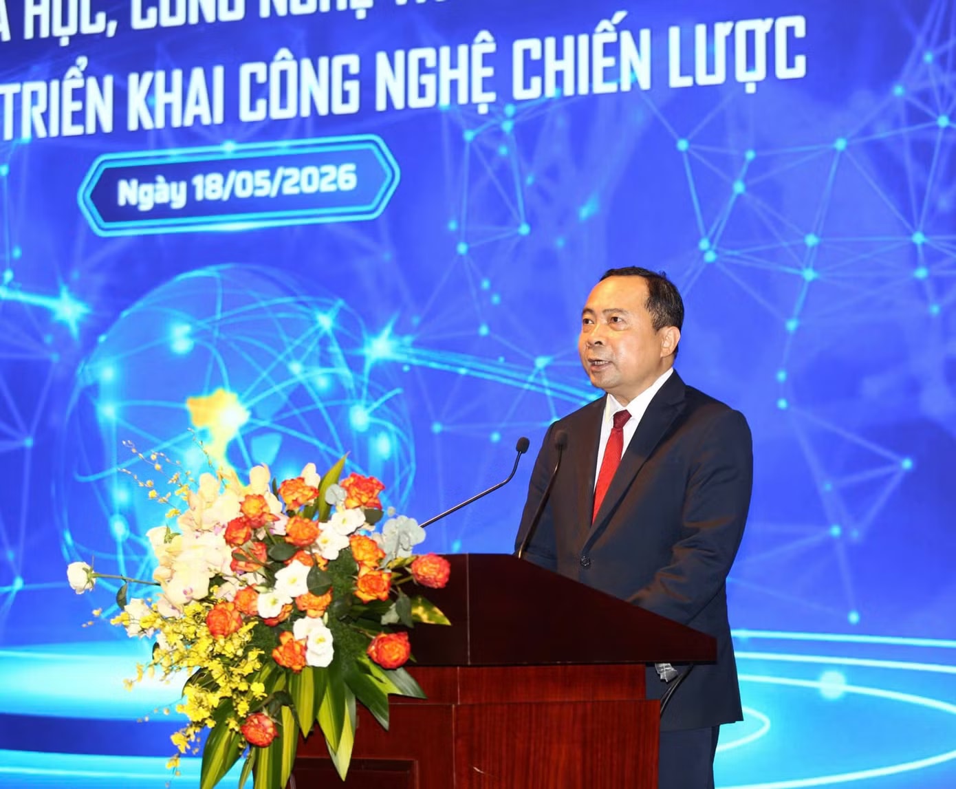 Bộ trưởng Bộ Khoa học và Công nghệ Vũ Hải Quân. Thủ tướng yêu cầu giải quyết ngay điểm nghẽn tài chính cho khoa học công nghệ - Ảnh 2.
