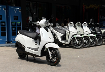 Bán Honda Lead để mua xe máy điện VinFast giá hơn 17 triệu, chủ xe công khai thật về trải nghiệm, ‘bóc tách’ thêm về việc đổi pin