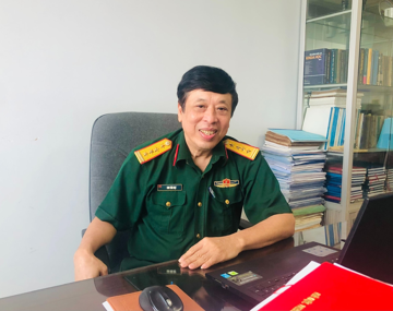 Giáo sư khoác áo lính, sở hữu hơn 100 công trình khoa học, người đứng sau cầu phao - xe thiết giáp - máy xúc thủy lực...