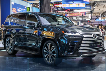 Lộ diện Lexus LX 2026 bản hybrid: Khung gầm Land Cruiser, động cơ 464 mã lực, nội thất ngập công nghệ đẳng cấp 'xe chủ tịch'