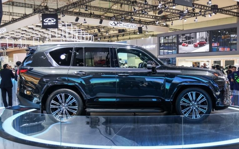 Lexus LX 2026 3