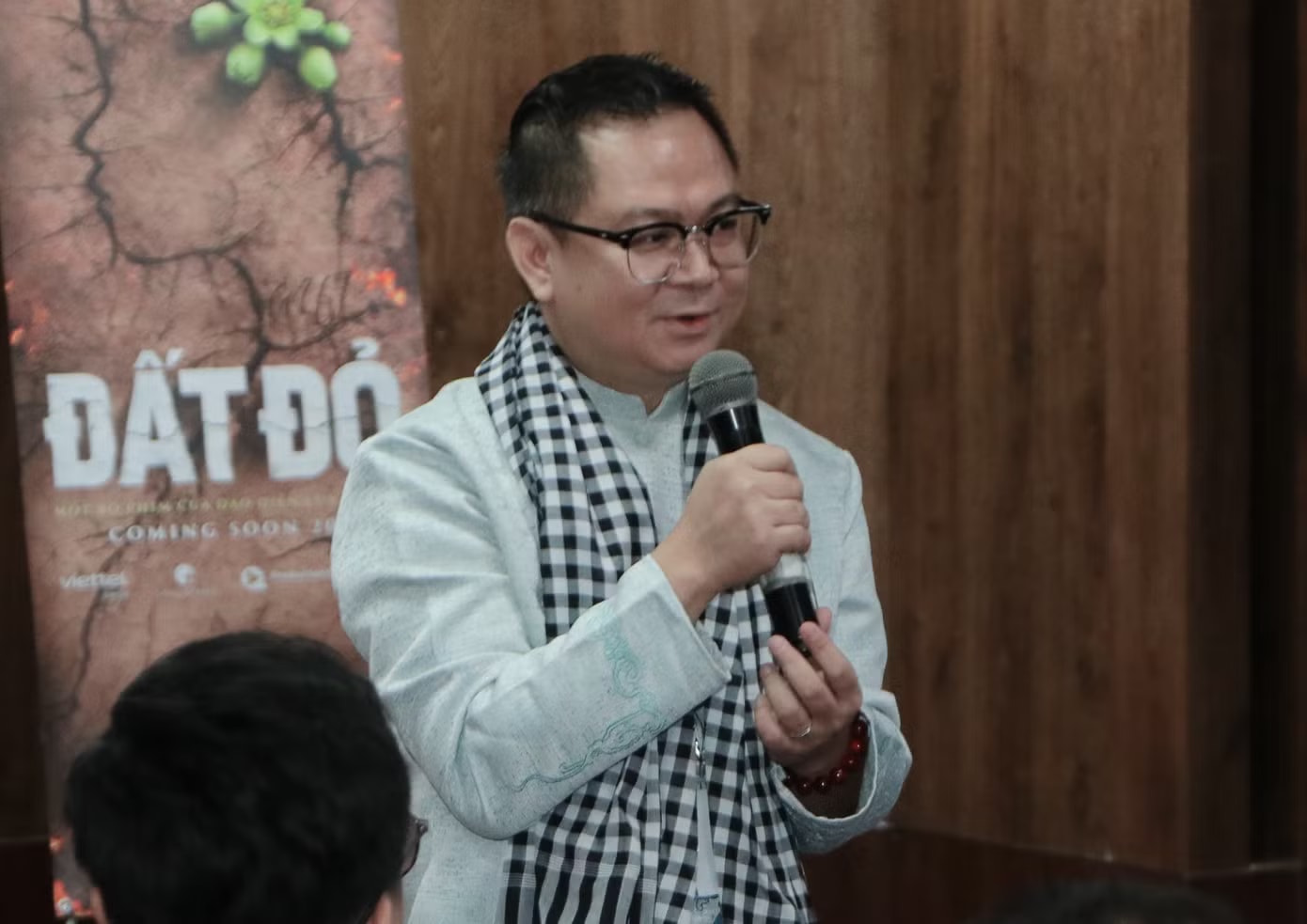 Nhà sản xuất Nguyễn Cao Tùng ấp ủ dự án gần 10 năm. Hơn 1.000 người muốn đóng vai chị Võ Thị Sáu - Ảnh 1.