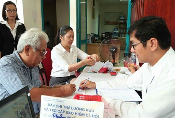 Hàng triệu người được nhận 300.000 đồng/tháng từ ngày 1/7: Điều kiện thụ hưởng là gì?