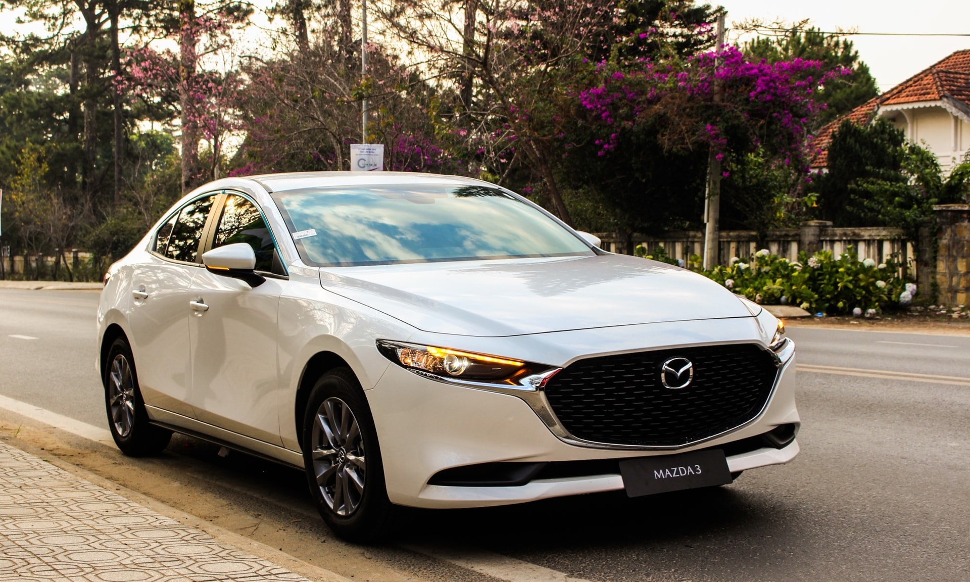all-new-mazda3-10.jpg