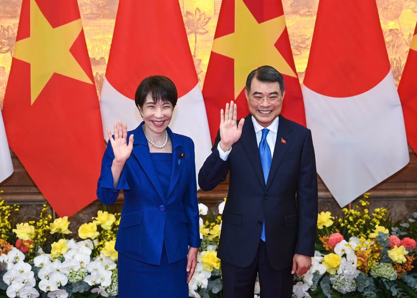 Thủ tướng Lê Minh Hưng và Thủ tướng Nhật Bản Takaichi Sanae. Ảnh: Như Ý Thủ tướng Lê Minh Hưng chủ trì lễ đón chính thức Thủ tướng Nhật Bản Takaichi Sanae - Ảnh 1.