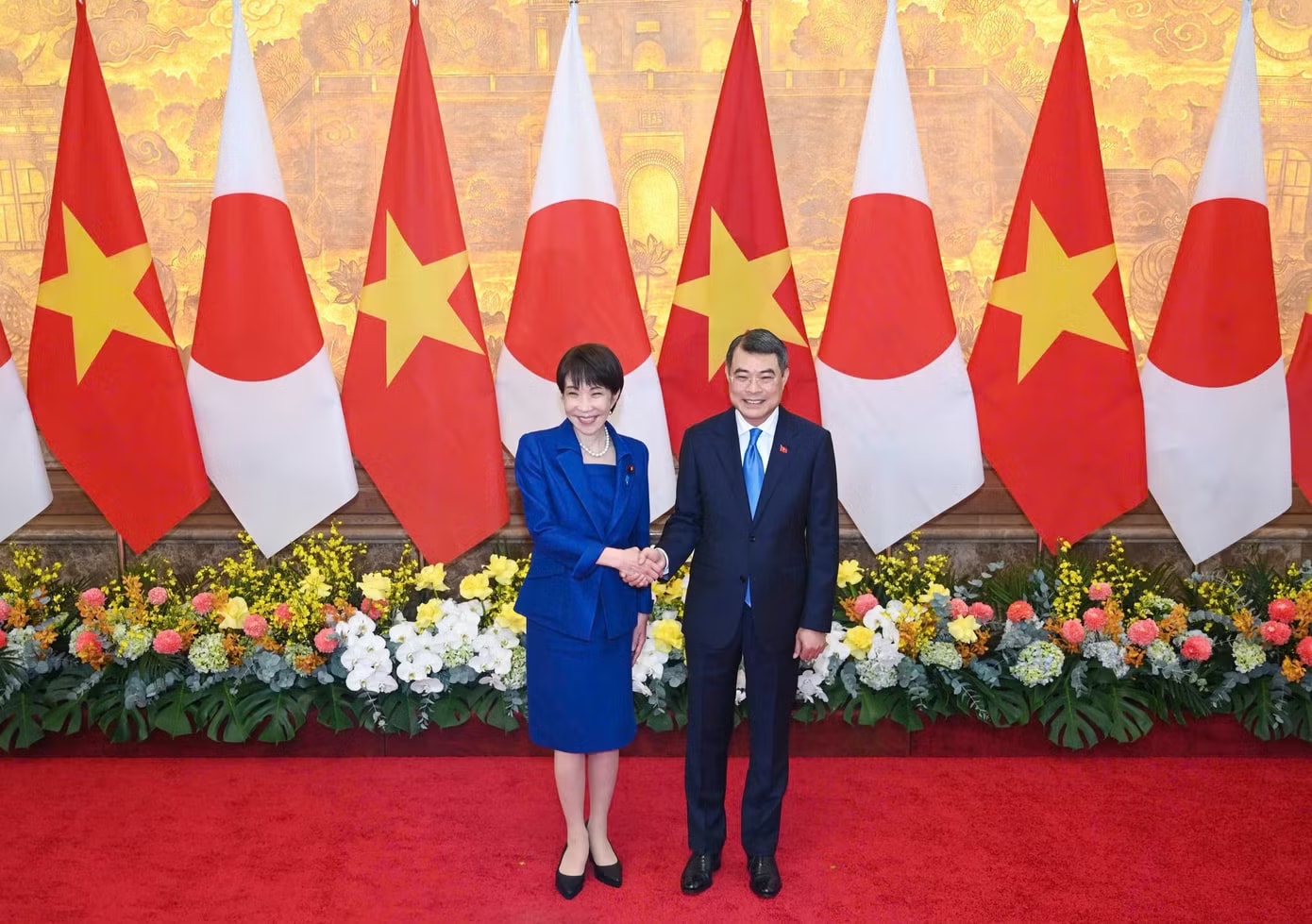 Thủ tướng Lê Minh Hưng và Thủ tướng Nhật Bản Takaichi Sanae. Ảnh: Như Ý Thủ tướng Lê Minh Hưng chủ trì lễ đón chính thức Thủ tướng Nhật Bản Takaichi Sanae - Ảnh 5.