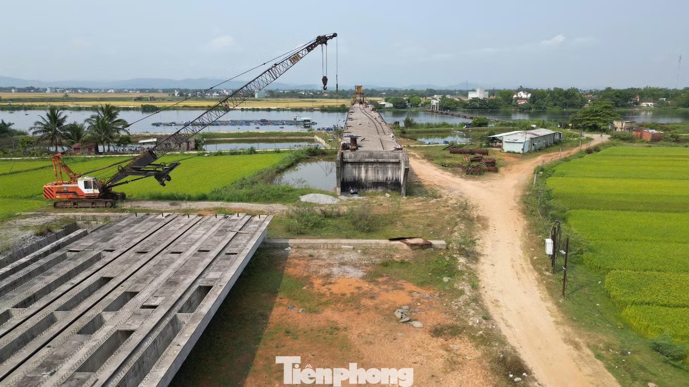 Đà Nẵng: Cầu 220 tỷ chưa làm xong đã rỉ sét - Ảnh 12.