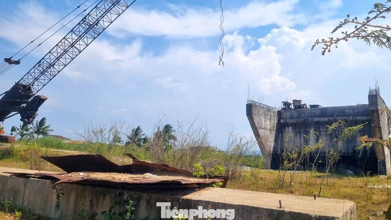 Đà Nẵng: Cầu 220 tỷ chưa làm xong đã rỉ sét - Ảnh 5.