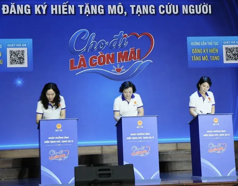 Phó Thủ tướng Phạm Thị Thanh Trà chia sẻ câu chuyện xúc động, trực tiếp đăng ký hiến tặng mô, tạng- Ảnh 5.