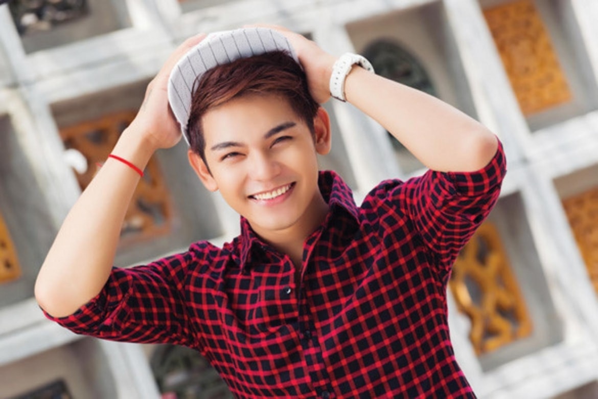 Nam ca sĩ là thần tượng một thời bị bắt - Ảnh 2.