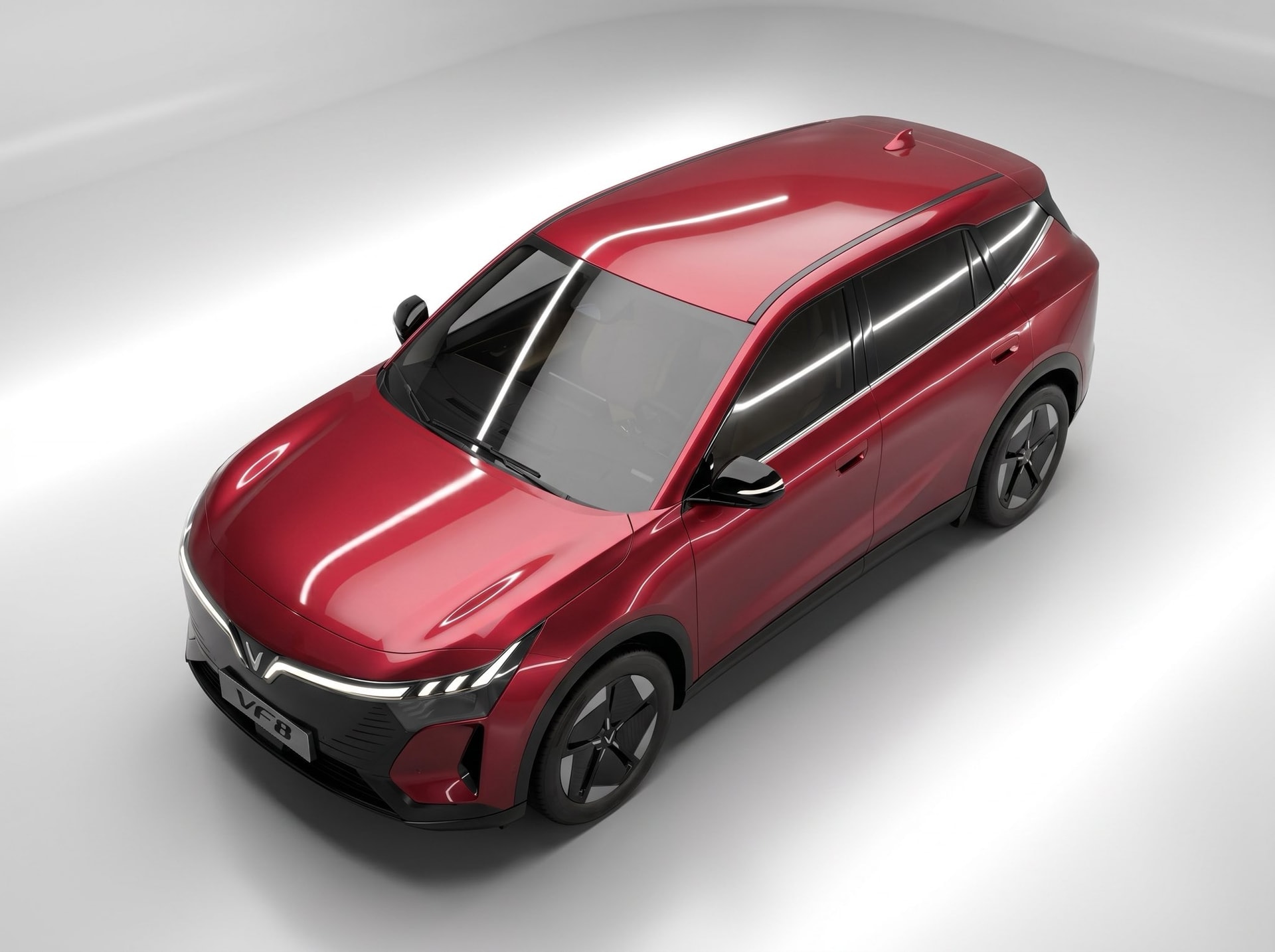 VinFast VF 8 thế hệ mới chính thức ra mắt: Tầm hoạt động 500km, sạc nhanh 30 phút, 2 màn hình, cần số sau vô lăng, hệ thống ITM mới do hãng xe Việt tự nghiên cứu phát triển, giá niêm yết 999 triệu đồng - Ảnh 2.