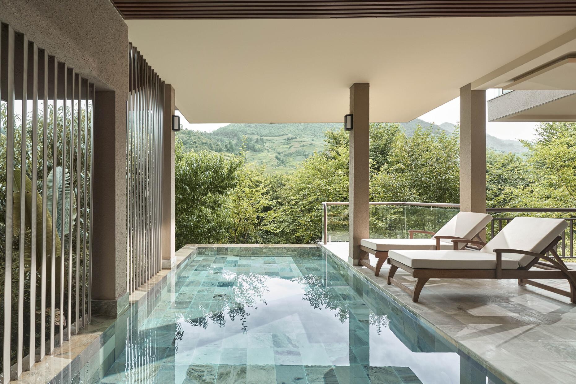 grvnmc_hmong-garden-view-pool-suite-7_1779291911.jpg