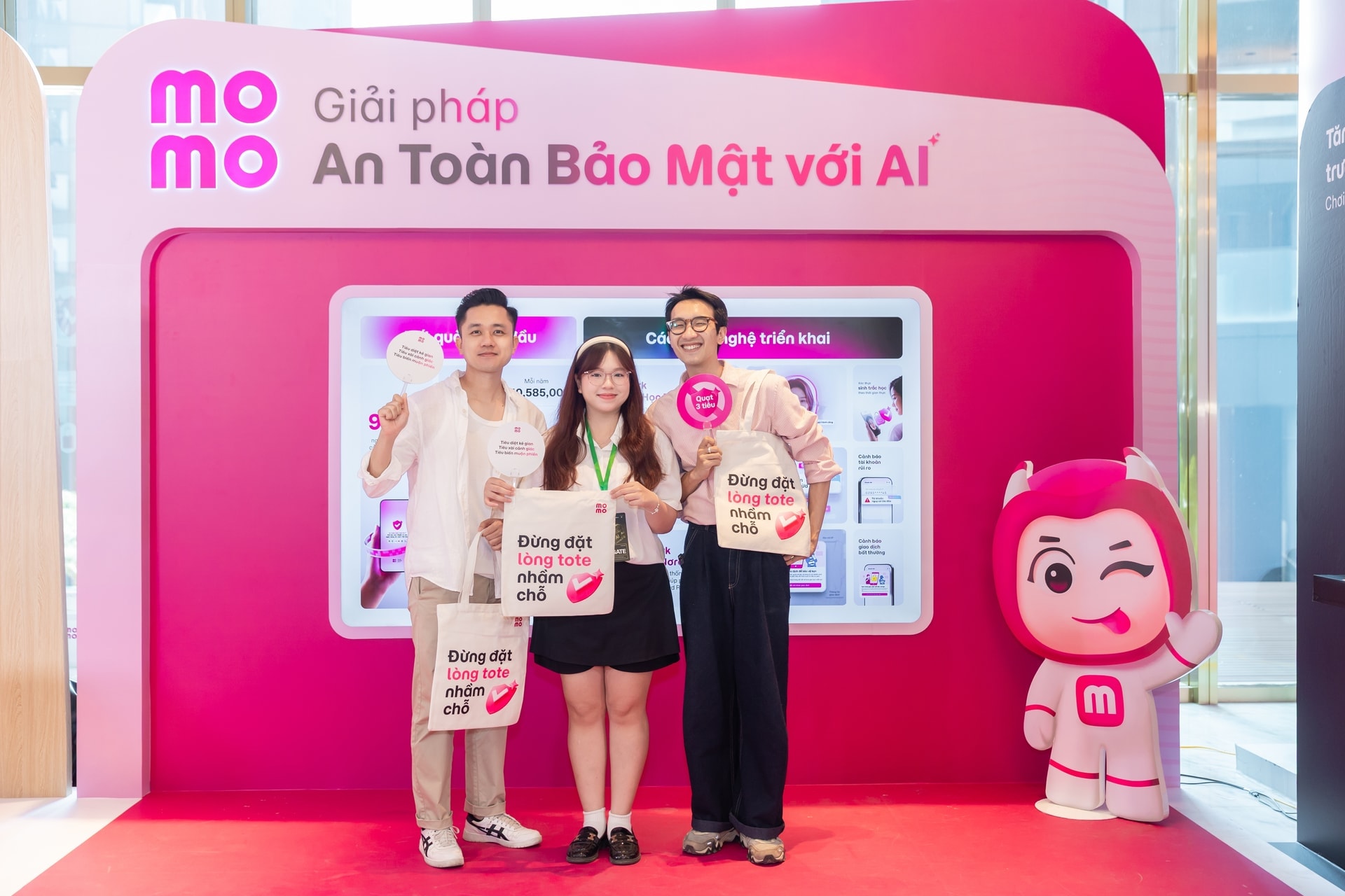 4.4. Nguoi dung trai nghiem gian hang MoMo