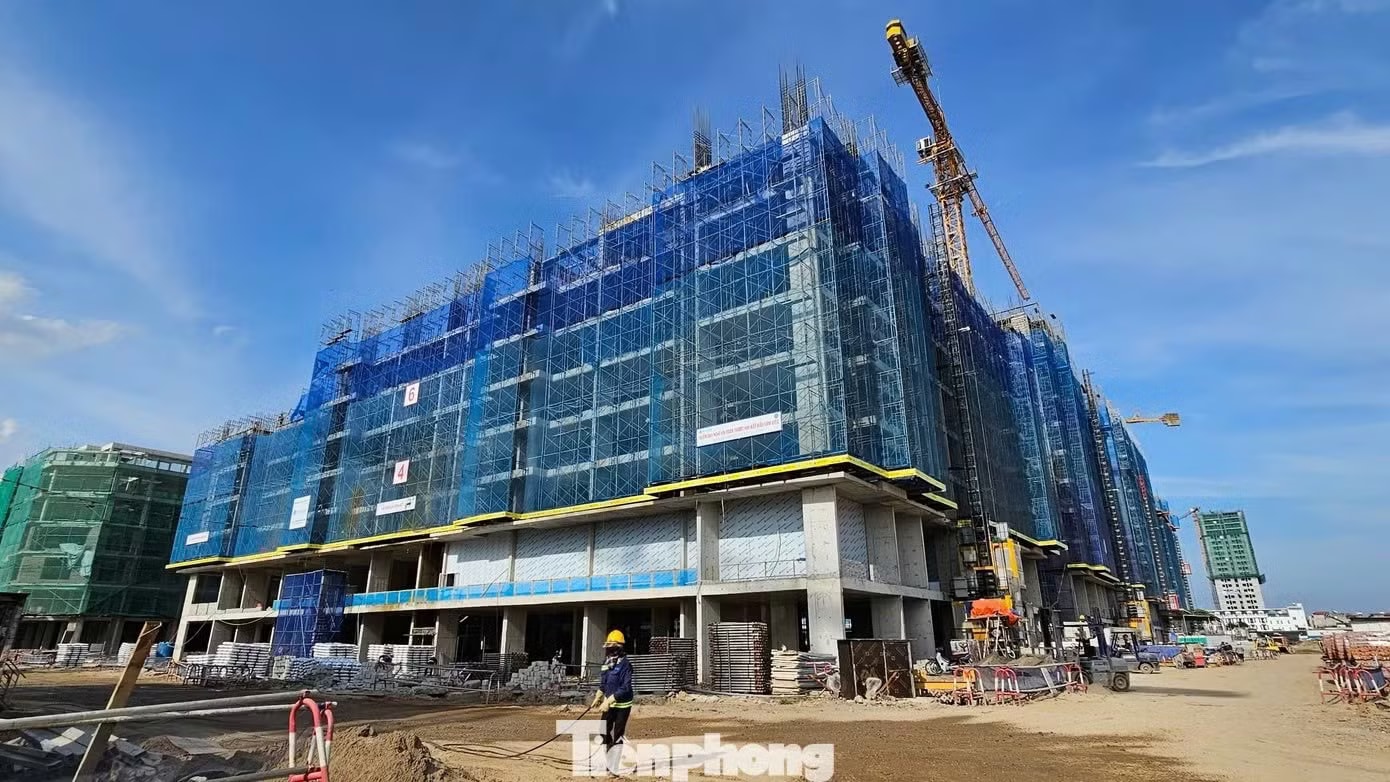 Nhiều ngân hàng hướng gói vay tín dụng vào người ở thực (ảnh: Lộc Liên). Ngân hàng 'bật đèn xanh' cho vay mua nhà ở thực - Ảnh 1.