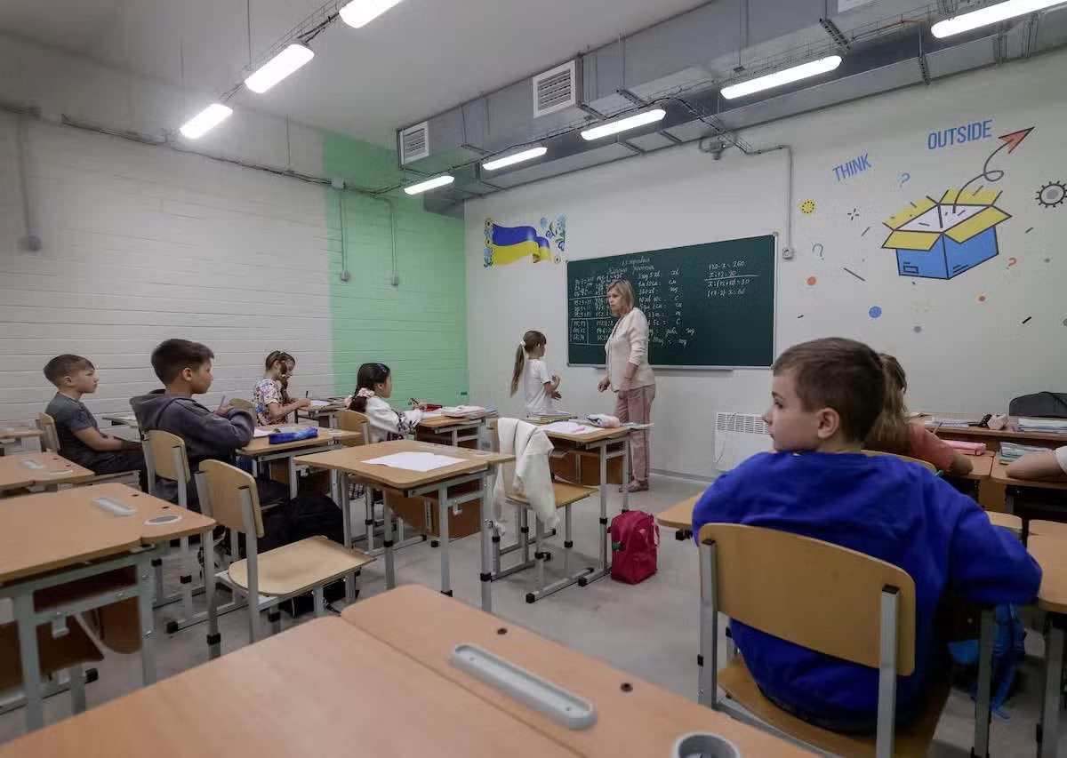 Thế giới bất ổn, hầm trú bom ở Phần Lan hút khách từ Ukraine đến Trung Đông - Ảnh 7.