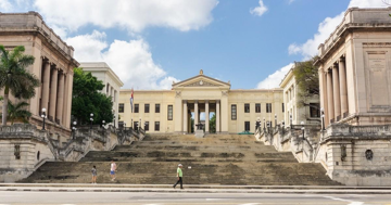 Cuba hủy thi đại học vì thiếu nhiên liệu trầm trọng