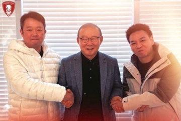 Ông Park Hang-seo chính thức trở thành HLV trưởng một CLB tại Thái Lan