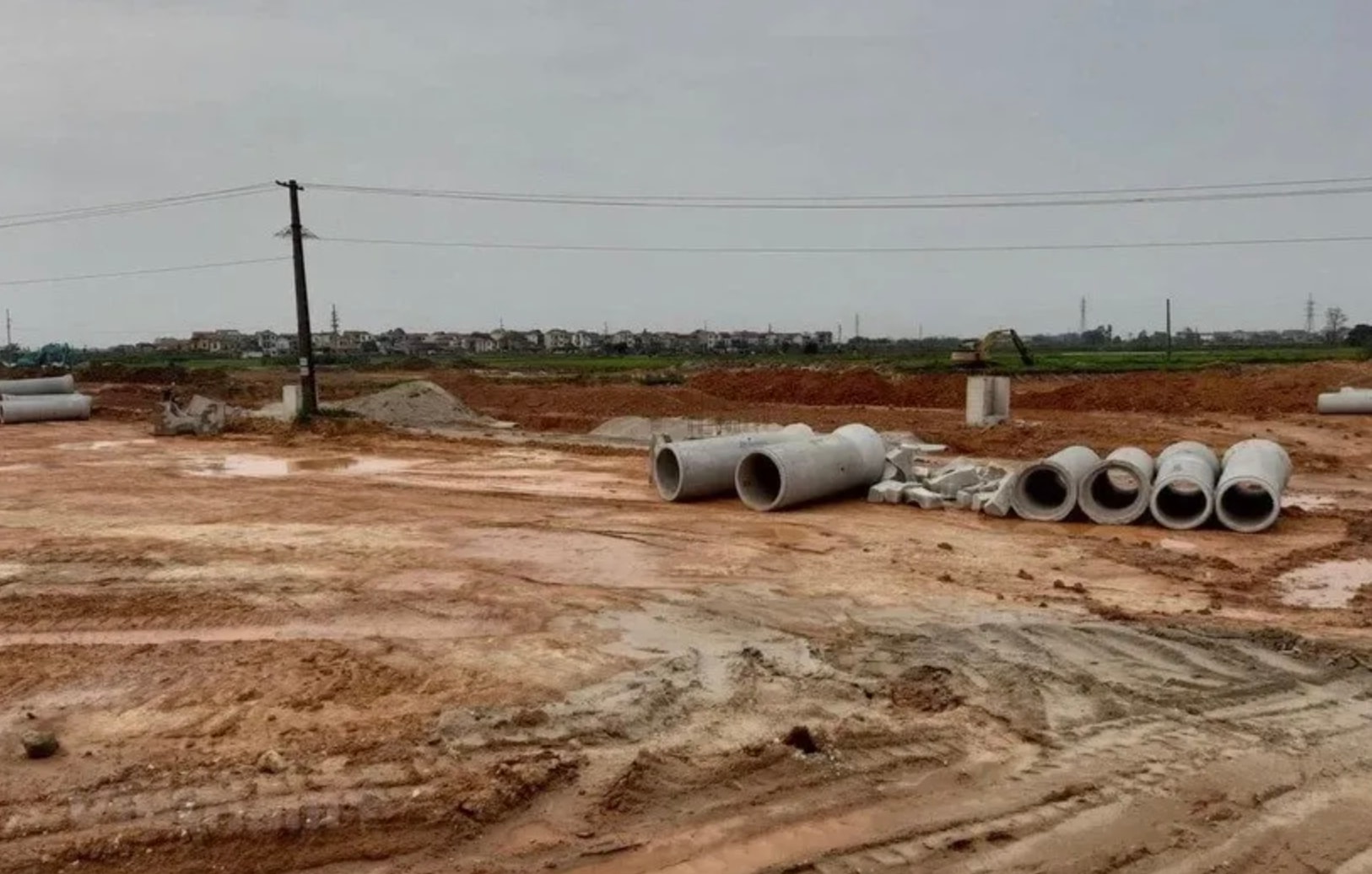 Tỉnh lớn thứ 3 Việt Nam đề xuất 'nắn' hướng tuyến đường sắt tốc độ cao 67 tỷ USD- Ảnh 1. Tỉnh lớn thứ 3 Việt Nam đề xuất 'nắn' hướng tuyến đường sắt tốc độ cao 67 tỷ USD- Ảnh 1.