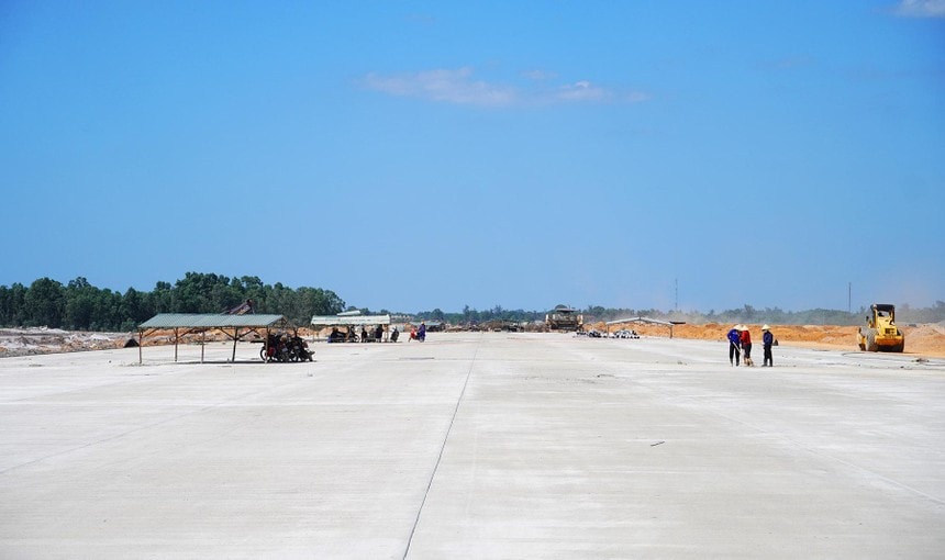 Thông tin mới nhất về dự án sân bay hơn 5.800 tỷ do doanh nghiệp của 'bầu' Hiển đầu tư- Ảnh 1.