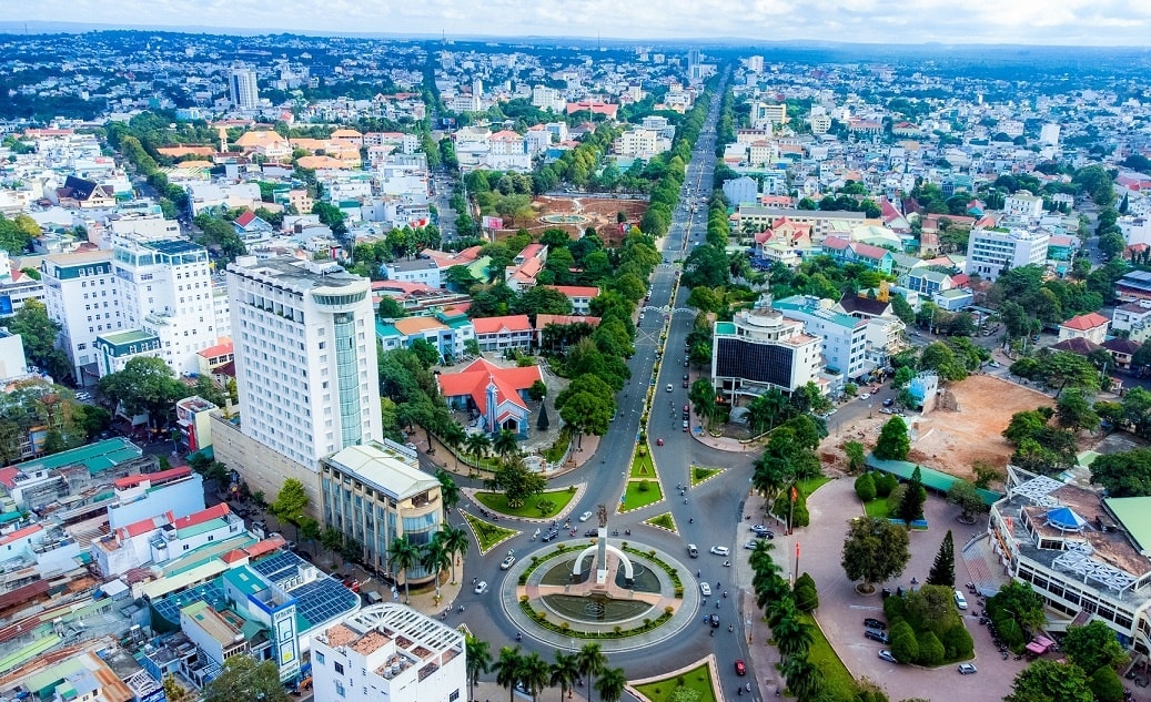 Tỉnh Đắk Lắk sẽ có thêm 5 tuyến cao tốc, nghiên cứu tuyến đường sắt nối Tây Nguyên với duyên hải Nam Trung Bộ. Nguồn ảnh: Báo Thanh Niên Tỉnh Đắk Lắk sẽ có thêm 5 tuyến cao tốc, nghiên cứu tuyến đường sắt nối Tây Nguyên với duyên hải Nam Trung Bộ. Nguồn ảnh: Báo Thanh Niên