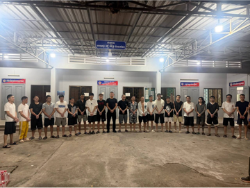 Bắt giữ 51 người đàn ông trong bữa tiệc thác loạn, 36 đối tượng dương tính với ma túy