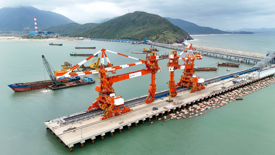 Chỉ hơn 1 tháng nữa, siêu dự án nhiệt điện 42.000 tỷ của EVN chính thức phát điện thương mại- Ảnh 3. Chỉ hơn 1 tháng nữa, siêu dự án nhiệt điện 42.000 tỷ của EVN chính thức phát điện thương mại- Ảnh 3.