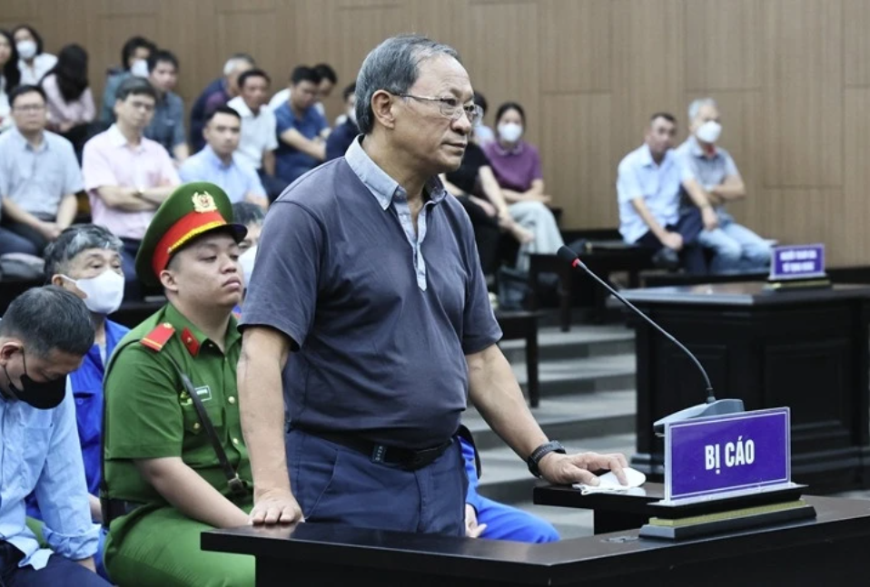 Cựu Bộ trưởng Nguyễn Thị Kim Tiến lĩnh án 6 năm tù - Ảnh 2.