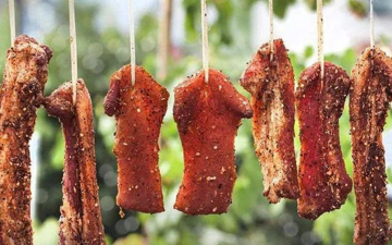 Trào lưu tự làm 'thịt một nắng' giữa đợt nắng nóng: Chuyên gia nói gì?