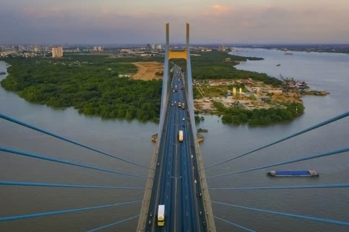 Cây cầu dây văng hơn 2.000 tỷ có kiến trúc trụ tháp hình chữ H, gần 16 năm giữ kỷ lục cầu dây văng lớn nhất thành phố giàu nhất cả nước sắp được sửa chữa- Ảnh 1. Cây cầu dây văng hơn 2.000 tỷ có kiến trúc trụ tháp hình chữ H, gần 16 năm giữ kỷ lục cầu dây văng lớn nhất thành phố giàu nhất cả nước sắp được sửa chữa- Ảnh 1.