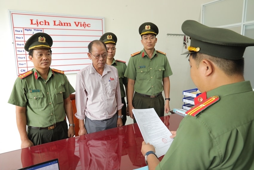 long-an-admin-api.vts-paht.com-upload-img_ck-canh-bao-_327e5e1b-8c1e-441b-bd9e-245d3cb660e1.jpeg