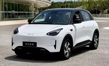 Chạy Hà Nội - Quảng Bình không lo sạc: Geely EX2 vừa có bản nâng cấp đi xa hơn, công nghệ xịn hơn, giá vẫn rẻ