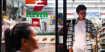 Đế chế CP nội chiến: Chủ sở hữu 7 Eleven Thái Lan công khai 'đối đầu' công ty mẹ