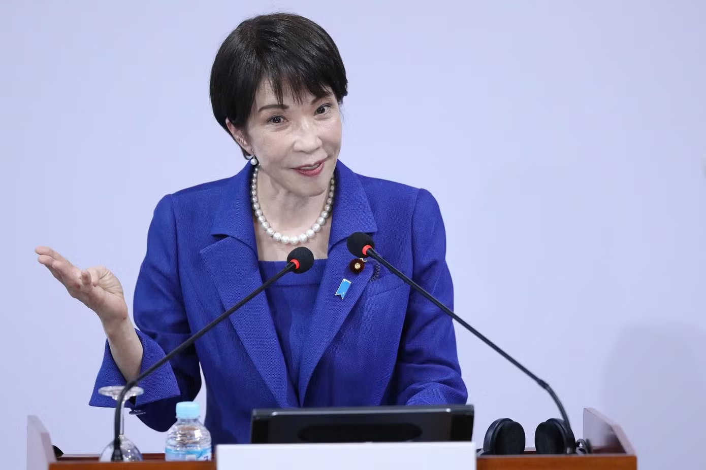 Thủ tướng Nhật Bản Takaichi Sanae phát biểu tại ĐHQG Hà Nội. Ảnh: Như Ý Thủ tướng Nhật Bản Takaichi Sanae phát biểu chính sách tại Đại học Quốc gia Hà Nội - Ảnh 1.