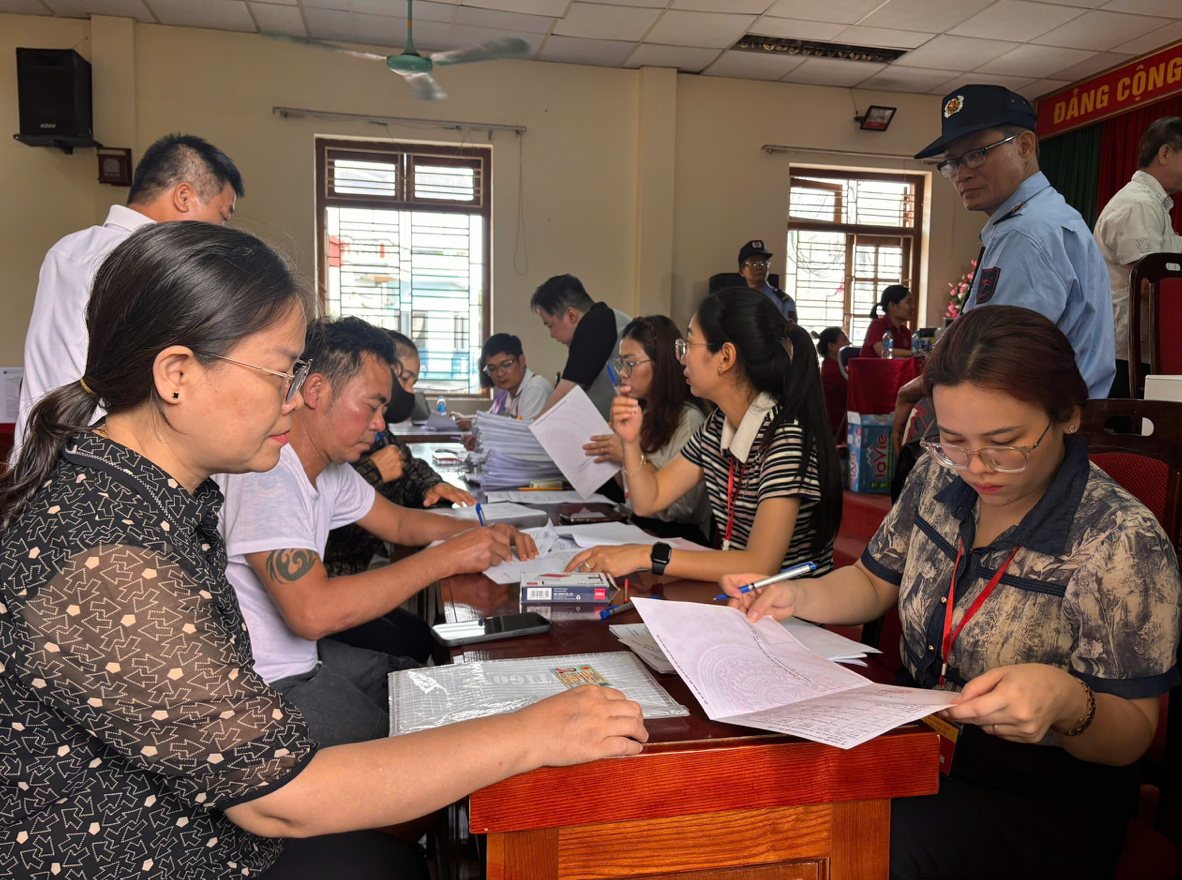 Một xã phấn đấu giải ngân 1.000 tỷ/tuần tiền bồi thường GPMB dự án sở hữu sân vận động 135.000 chỗ ngồi lớn nhất thế giới- Ảnh 1.