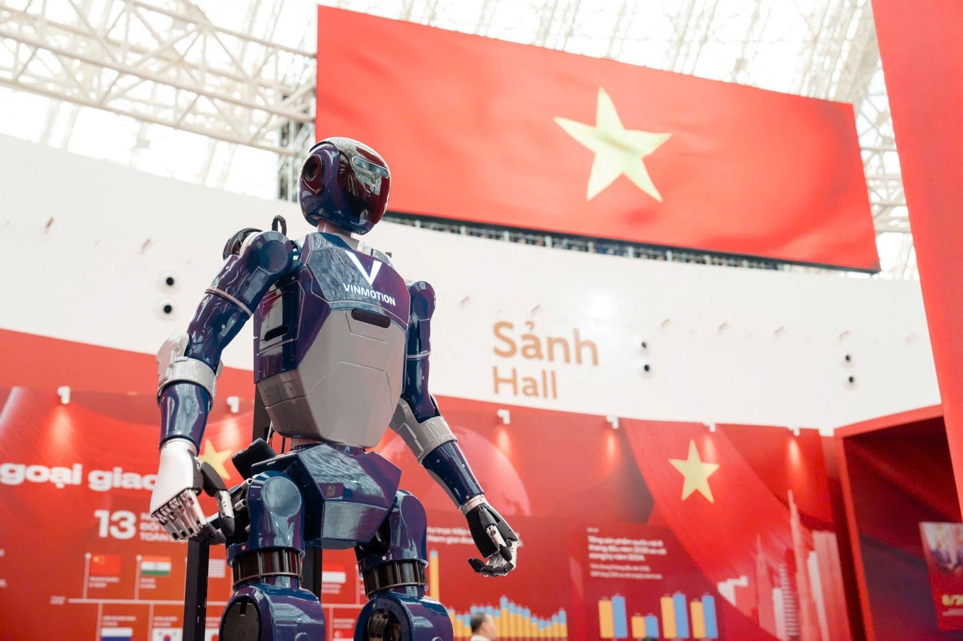 Nóng: Vingroup rót tiền sang Mỹ làm robot hình người, xây cứ điểm hút nhân tài toàn cầu - Ảnh 1.